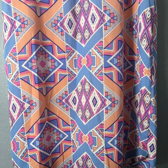 Everly Summer Aztec Print Dress Women’s Size Small Light Flowy Keyhole Short - Picture 4 of 6